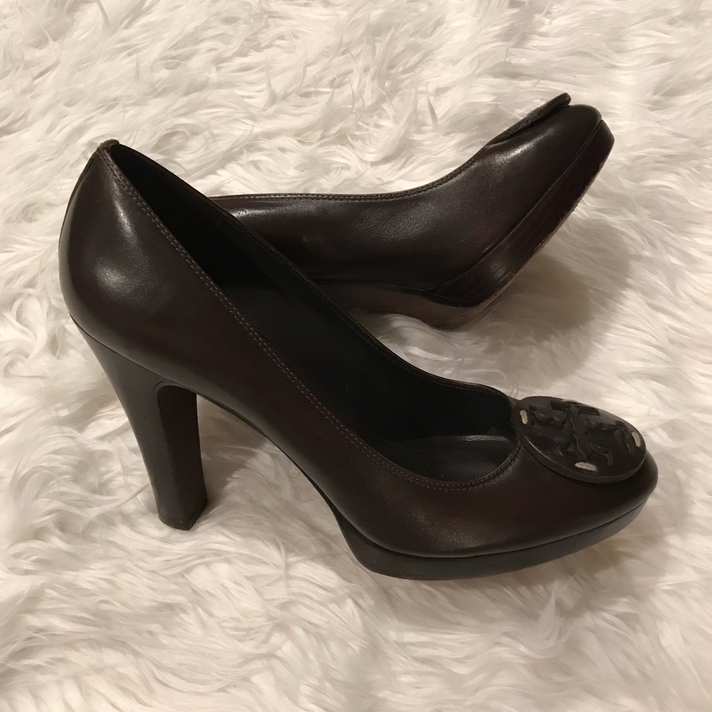 Tory Burch Betty Pumps dark brown leather heels
